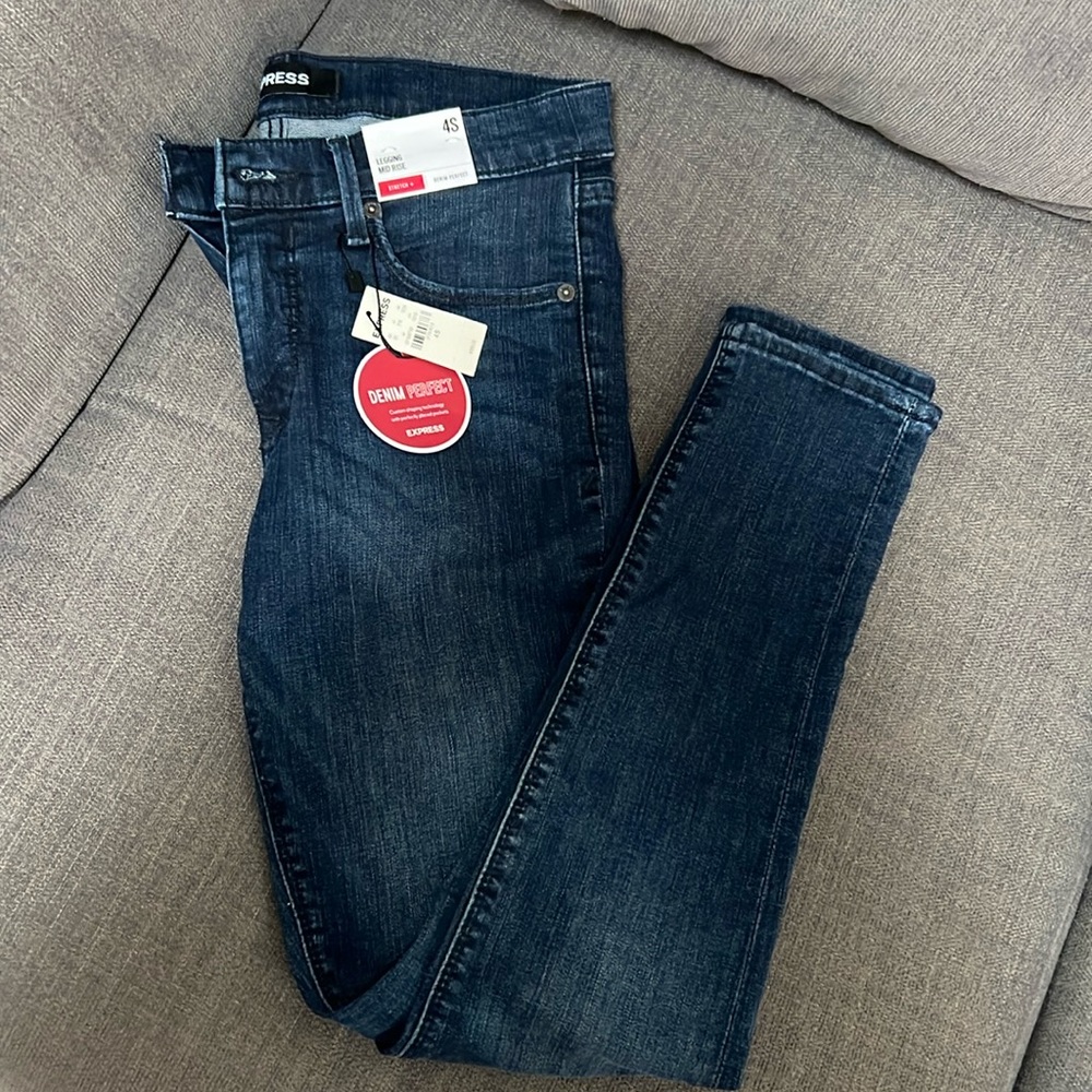 NWT Women’s Express Jeans